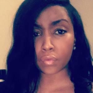 Meet your Posher, Lia